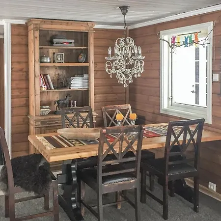 Three-bedroom Holiday In