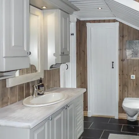Σπίτι διακοπών Three-bedroom Holiday In Bagn